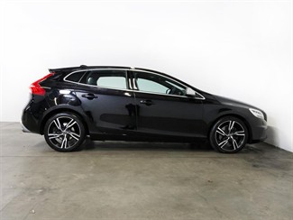 Wheeler Motor Company -#28501 2018 Volvo V40Thumbnail