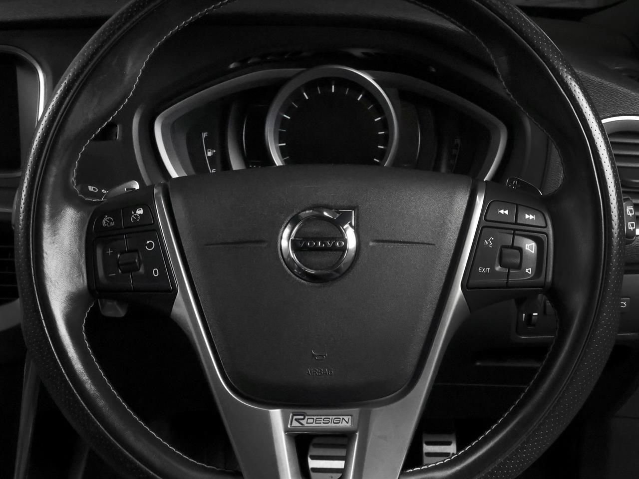 Wheeler Motor Company -#28501 2018 Volvo V40