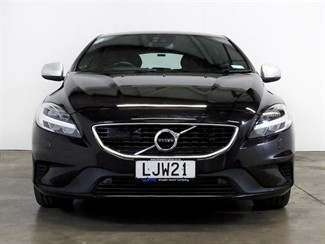 Wheeler Motor Company -#28501 2018 Volvo V40Thumbnail