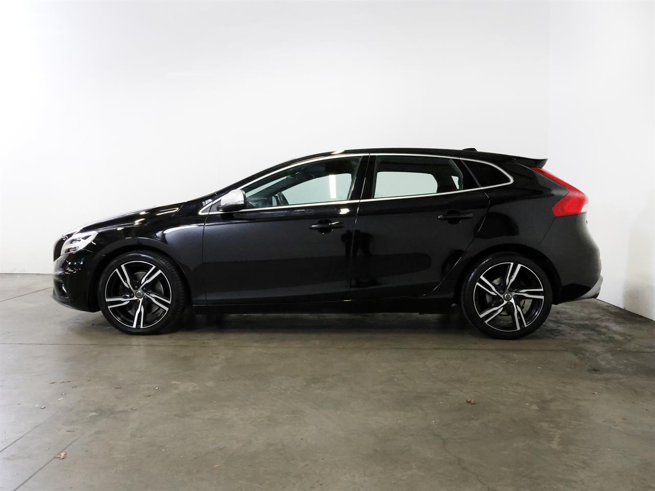 Wheeler Motor Company -#28501 2018 Volvo V40