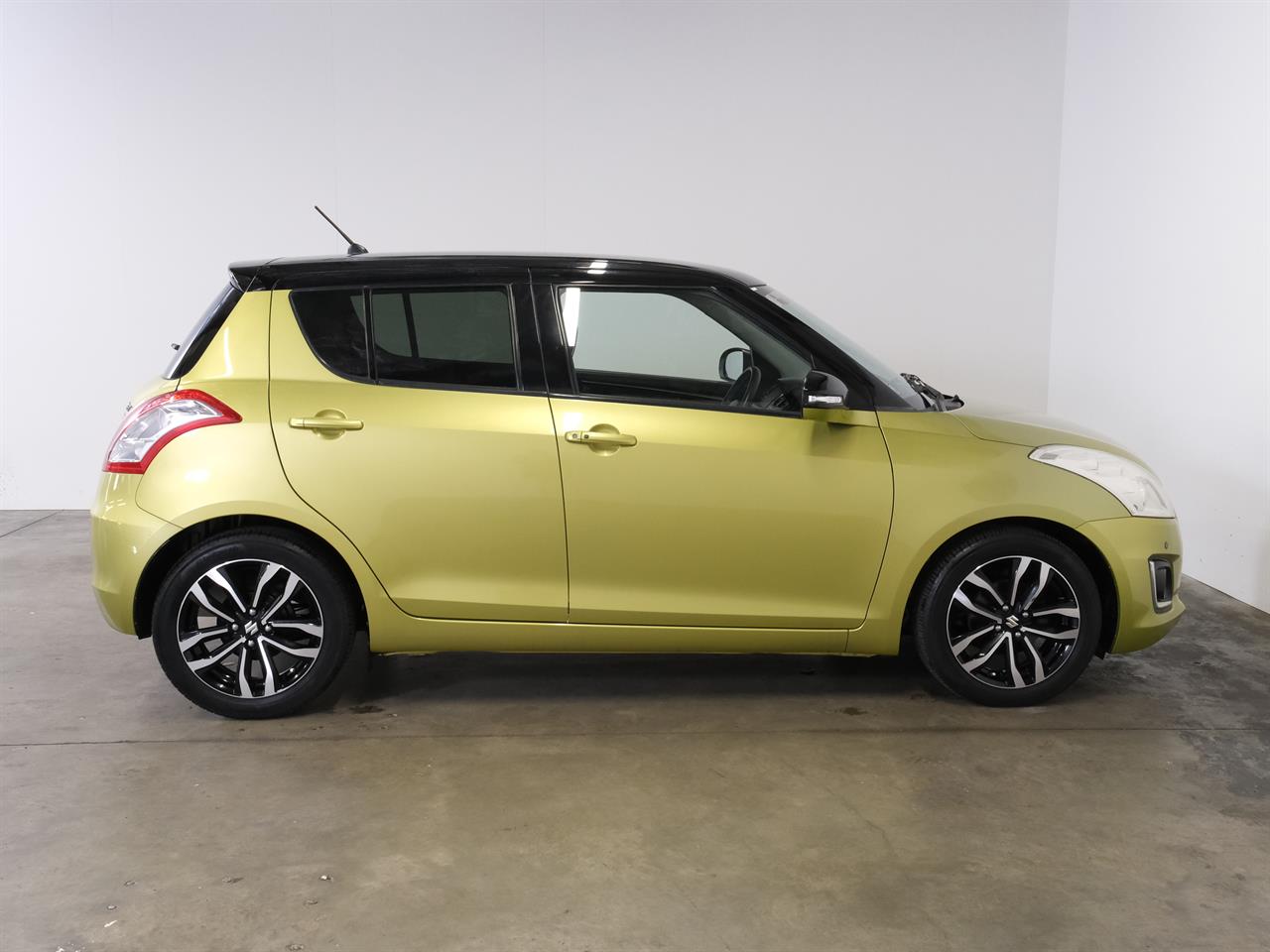 Wheeler Motor Company -#27820 2015 Suzuki Swift