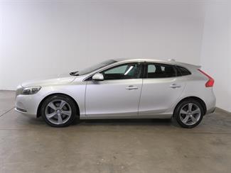 Wheeler Motor Company -#27342 2014 Volvo V40Thumbnail