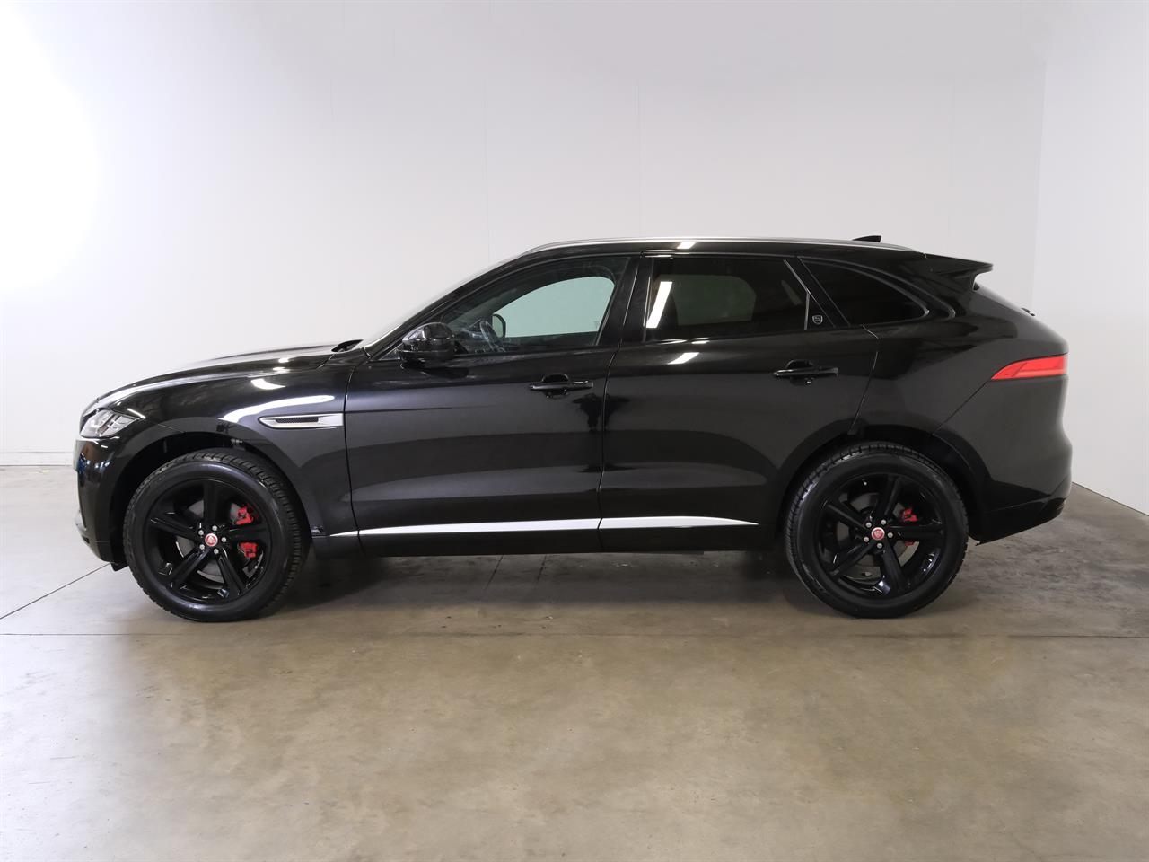 Wheeler Motor Company -#27419 2017 Jaguar F-PACE