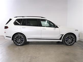 Wheeler Motor Company -#27576 2023 BMW X7Thumbnail