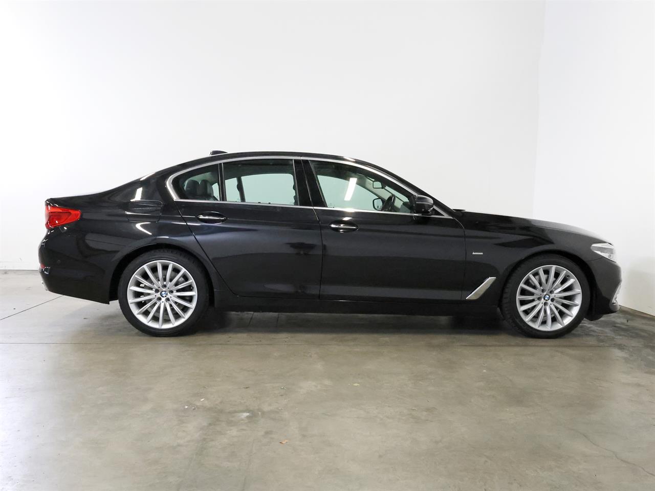 Wheeler Motor Company -#28001 2017 BMW 540i