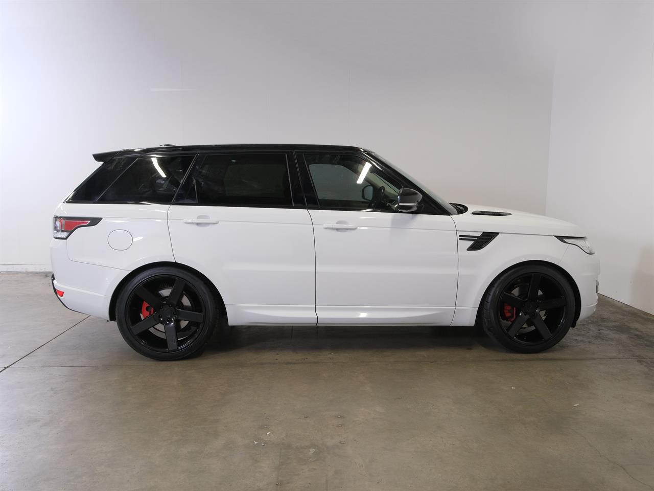 Wheeler Motor Company -#27118 2016 Land Rover Range Rover Sport