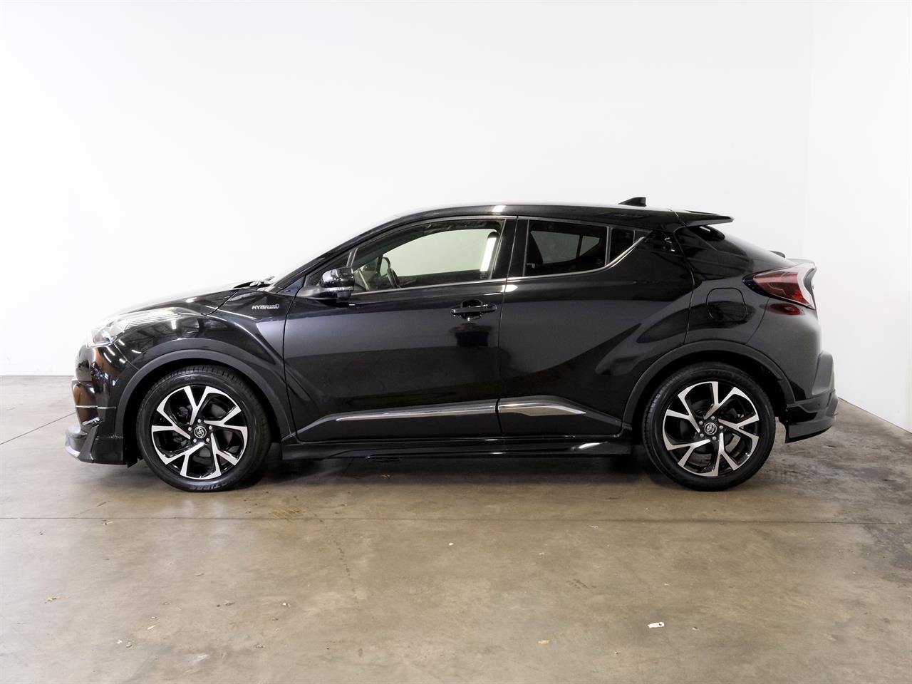 Wheeler Motor Company -#28188 2017 Toyota C-HR