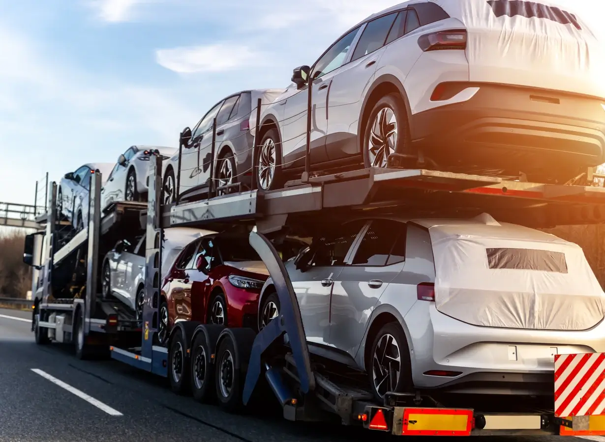 Vehicle transport truck